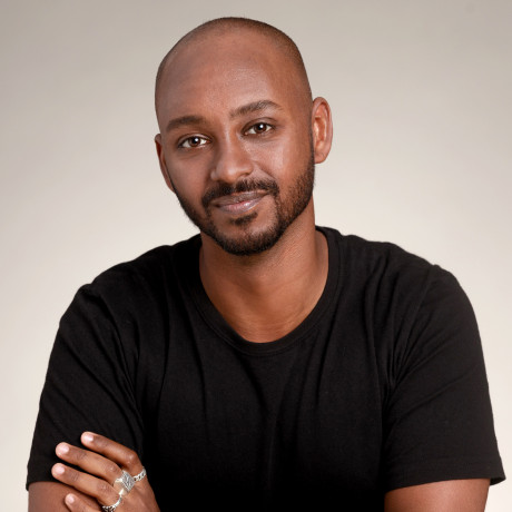 שי-יצחק גססה | סטודיו תל־אביב