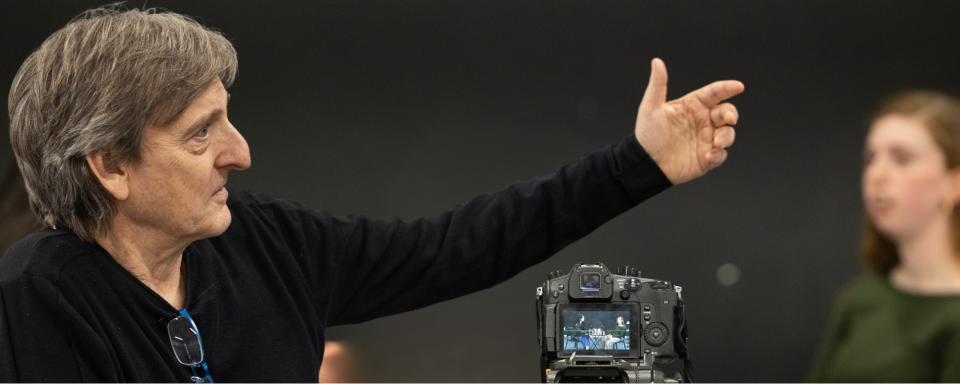 משחק מול מצלמה